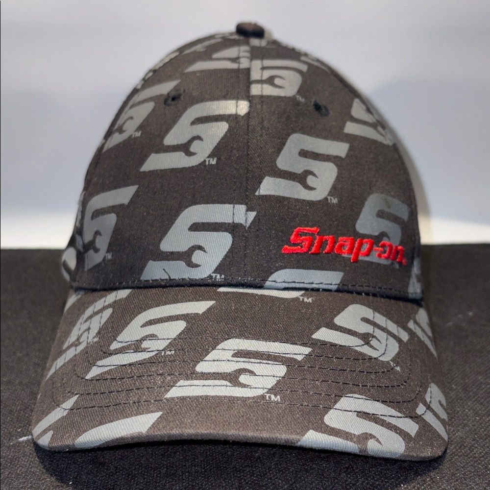 Snap-on Snap Black and Gray Logo Cap